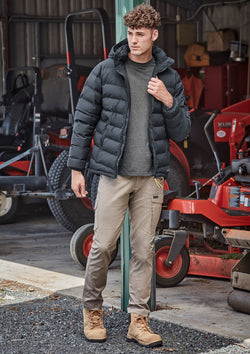 SYZMIK WORKWEAR Unisex Streetworx Hooded Puffer Jacke zj240.  ACTIV EMBROIDERY DESIGNS. UNIFORMS & WORKWEAR