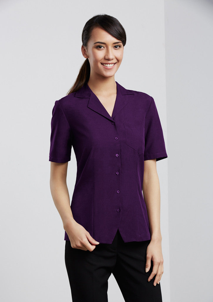 ACTIV EMBROIDERY DESIGNS.HEALTHCARE UNIFORMS.LADIES PLAIN OASIS OVERBLOUSE